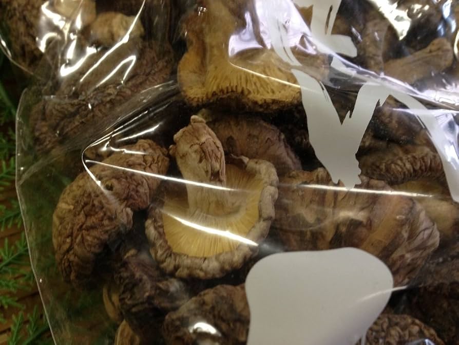Amazon.co.jp: 大分産 肉厚 しいたけ どんこ120g 干し椎茸